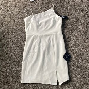White, Lulu’s mini dress, size MEDIUM, perfect condition